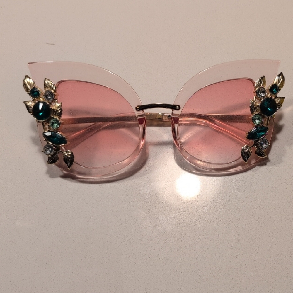 Elegant Pink Sunglasses with Blue Gem Accents